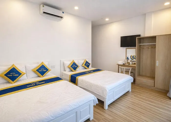 Khách sạn Thái Thịnh *